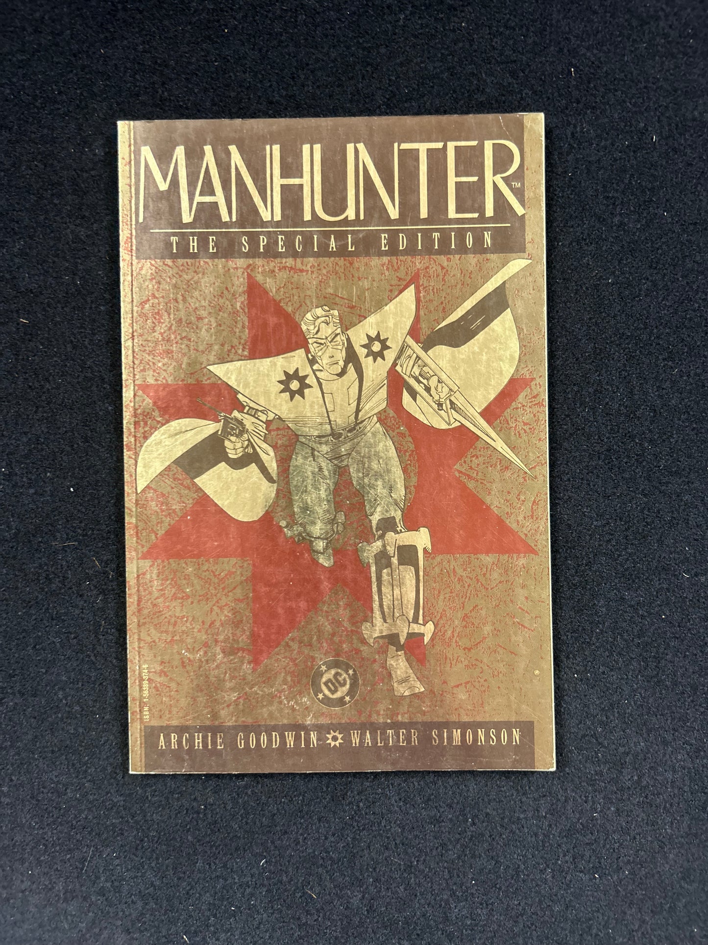 Manhunter The Special Edition – Graphic Novel