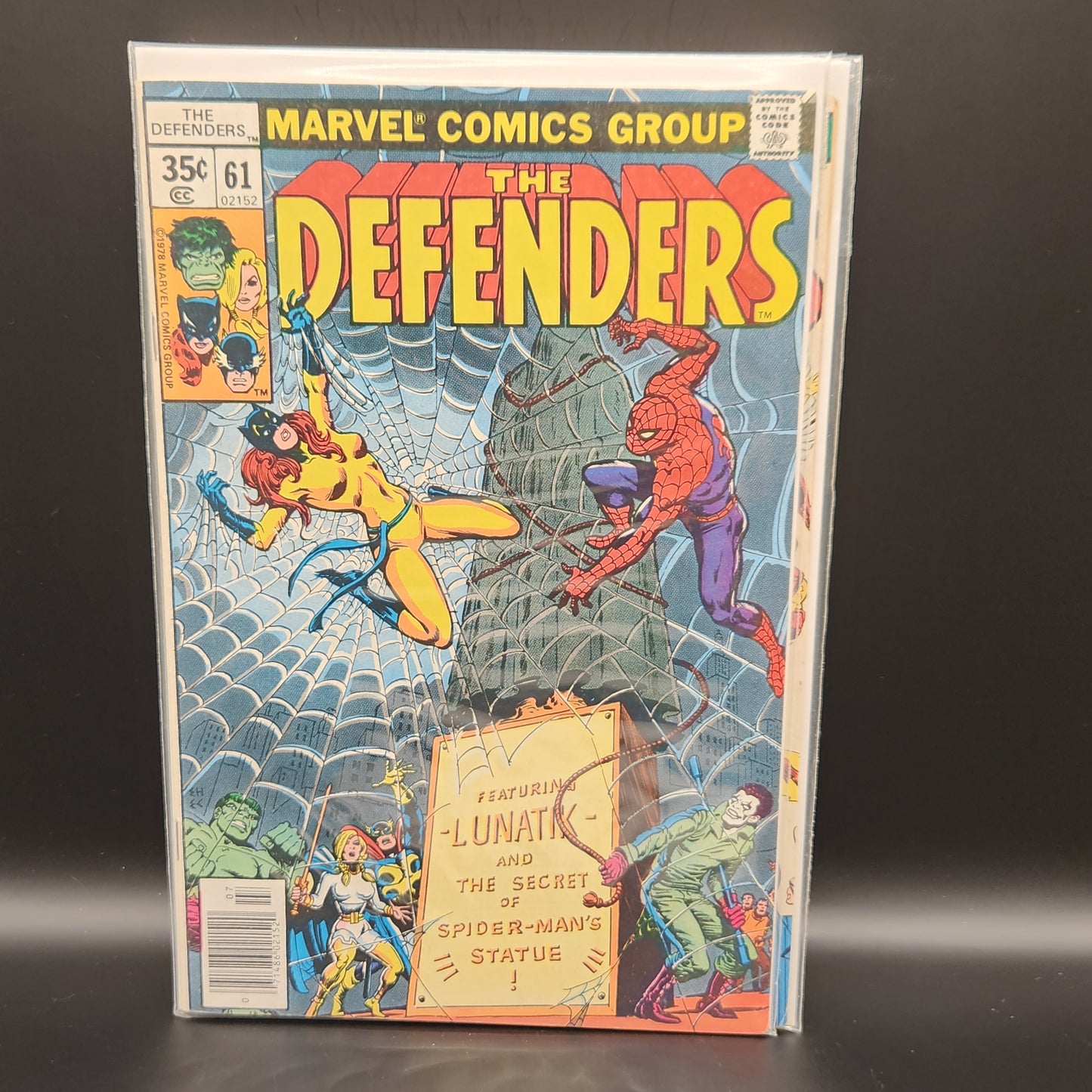 #61 Defenders (1972 1st Series)