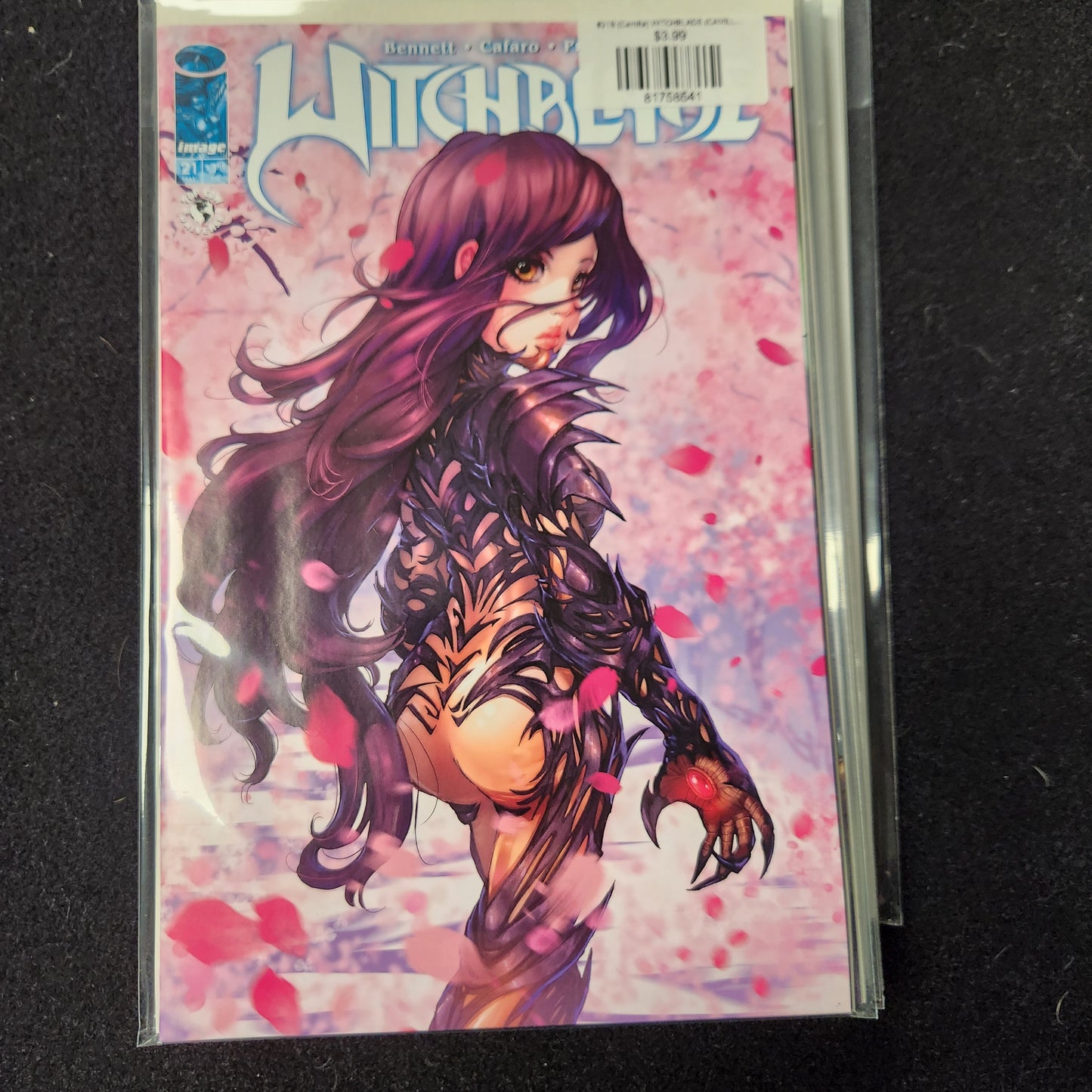 #21B (Camilla) WITCHBLADE (CAMILLA DERRICO & EVA TOKER VAR MR)