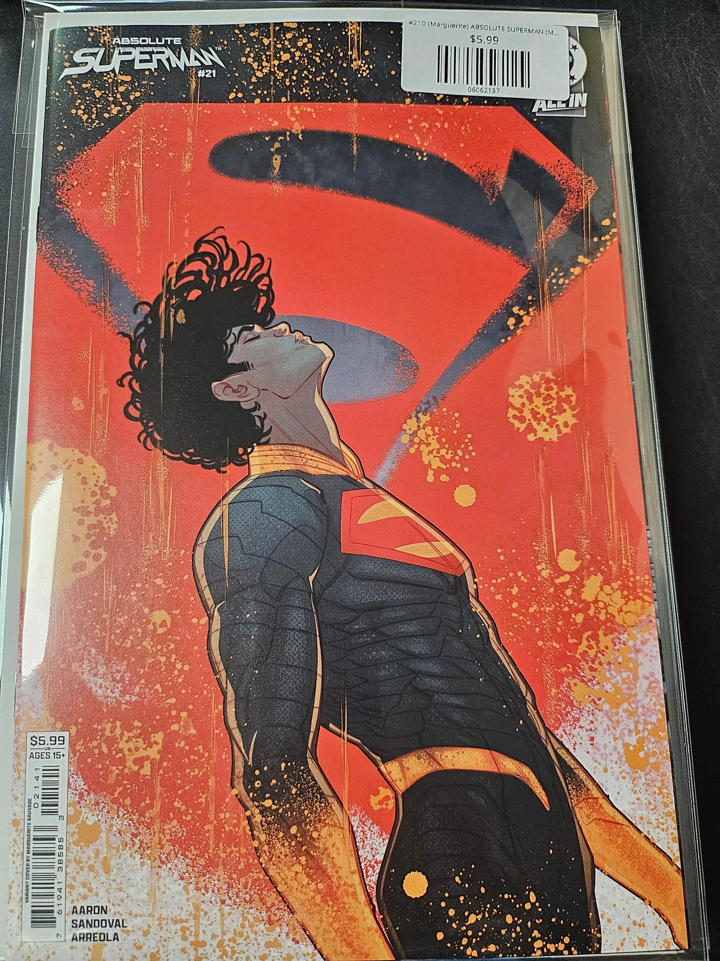 #21D (Marguerite) ABSOLUTE SUPERMAN (MARGUERITE SAUVAGE CARD STOCK VAR)