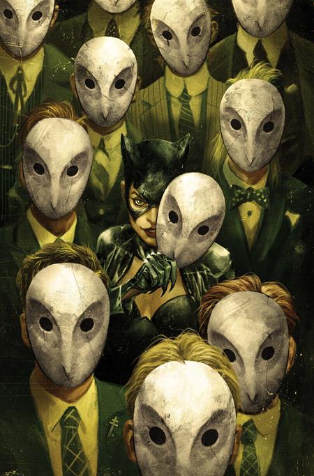 CATWOMAN #83 CVR A SEBASTIAN FIUMARA (Order By 12/15/2025) (Estimated In Store By 01/21/2026)