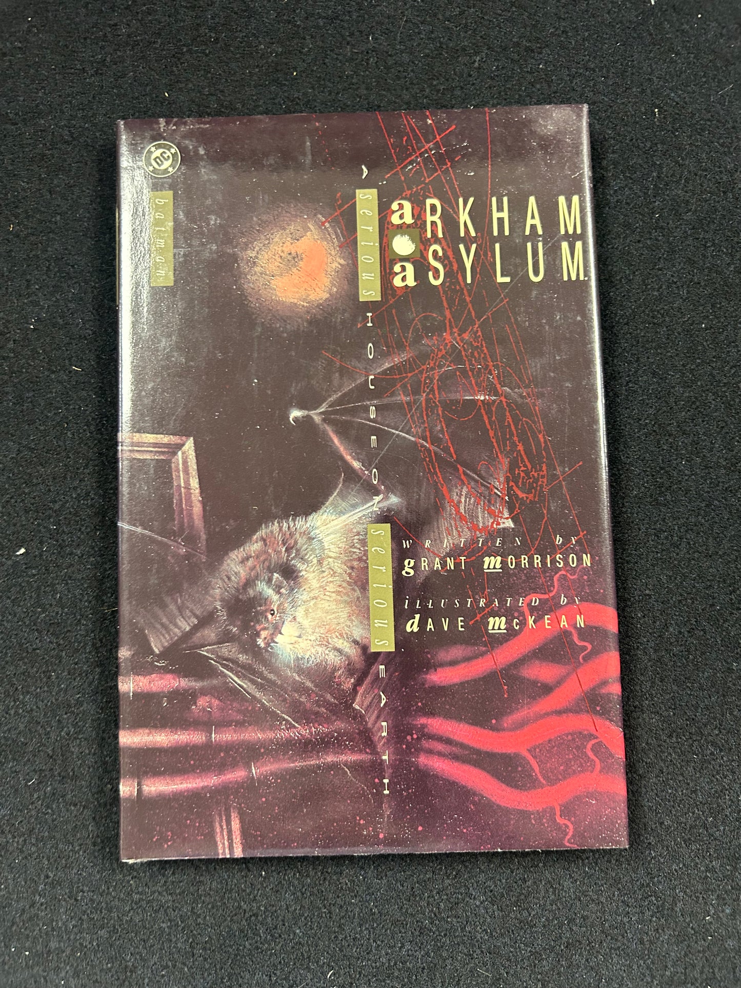 Arkham Asylum Batman – Graphic Novel