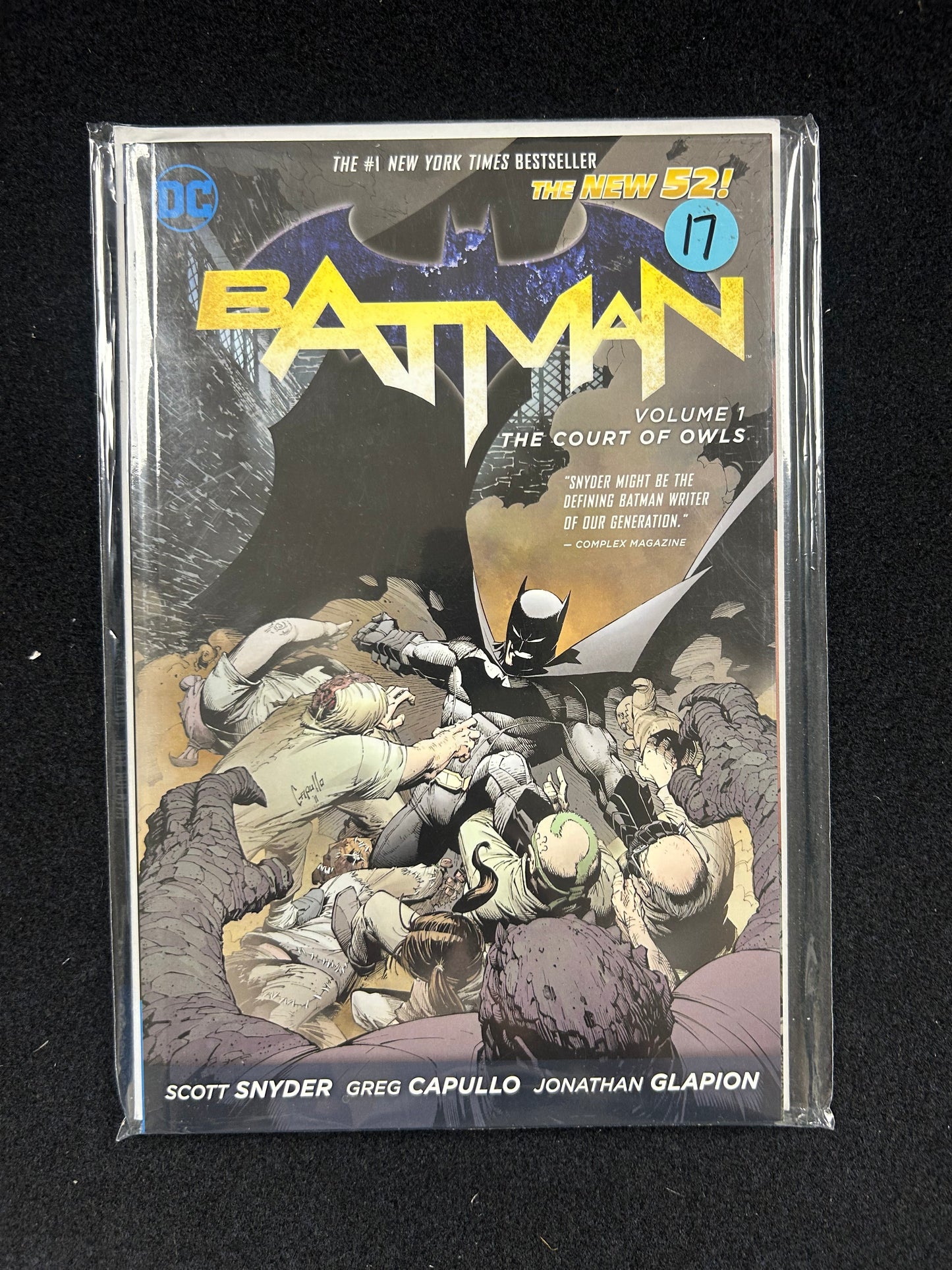 Batman The New 52 Volume 1 The Court of Owls – Graphic Novel (Blue Sticker)
