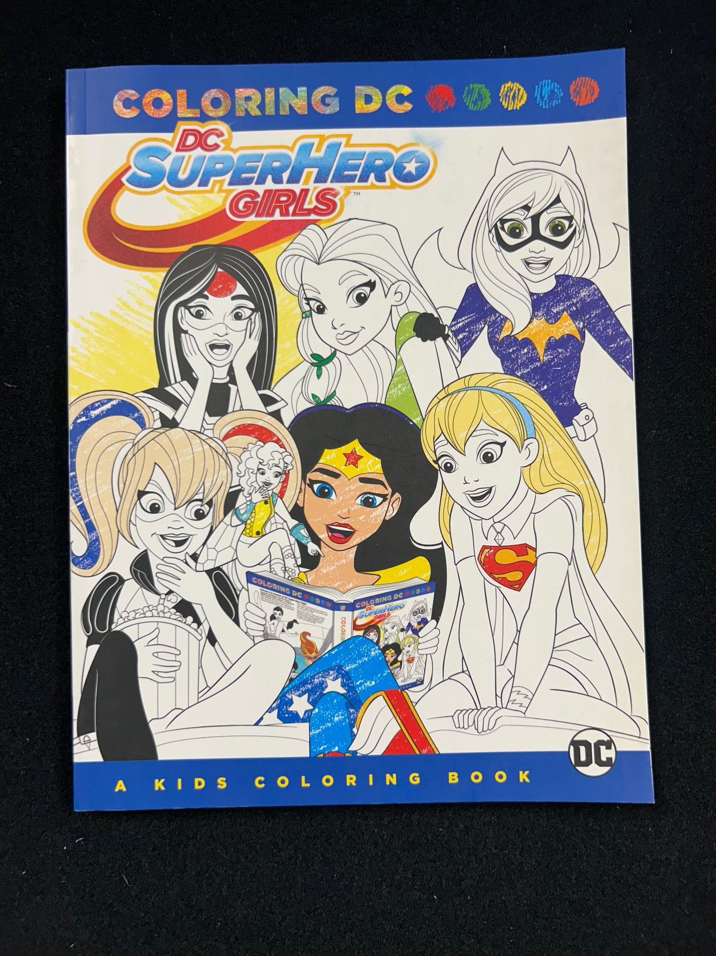 DC Superhero Girls Coloring Book – Graphic Novel