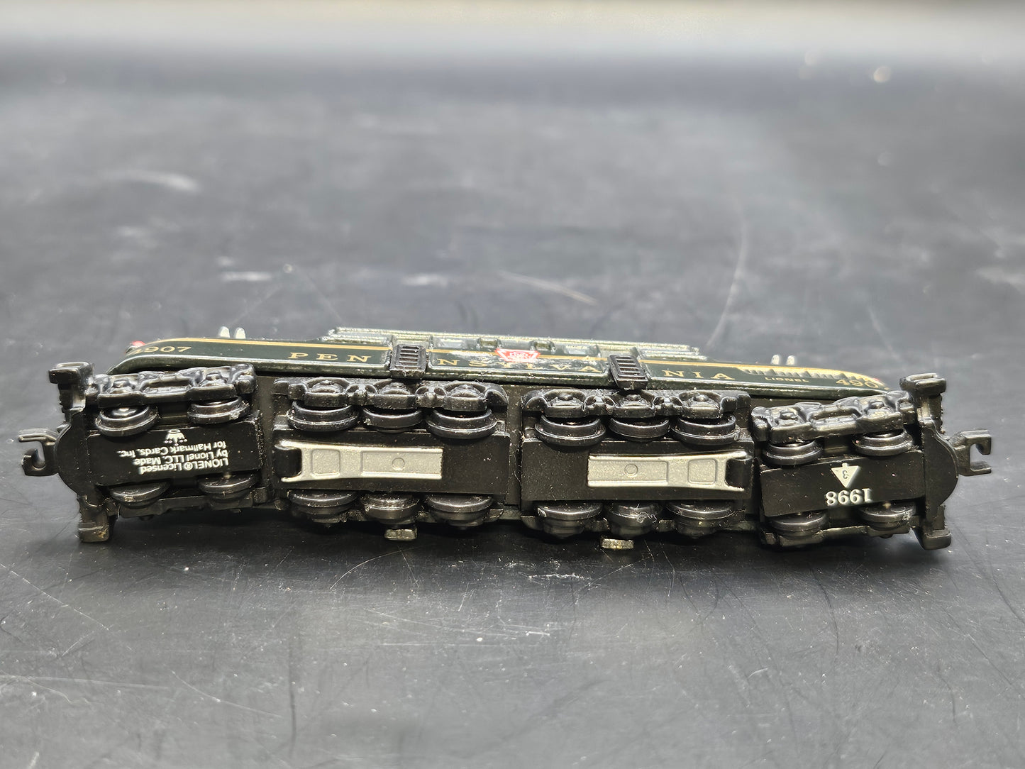 Pennsylvania Lionel Locomotive Xmas ornament 1998