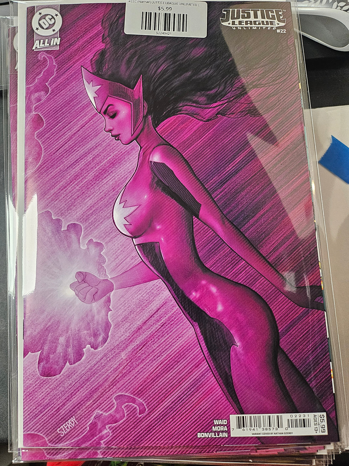 #22C (Nathan) JUSTICE LEAGUE UNLIMITED (NATHAN SZERDY CARD STOCK VAR)