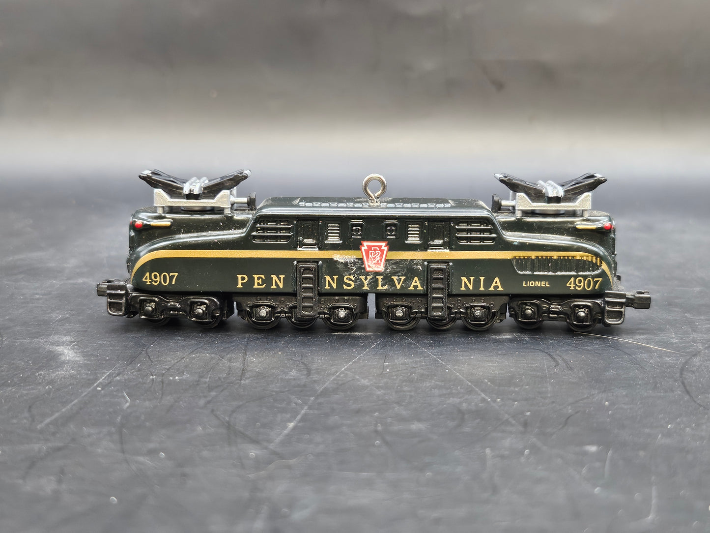 Pennsylvania Lionel Locomotive Xmas ornament 1998