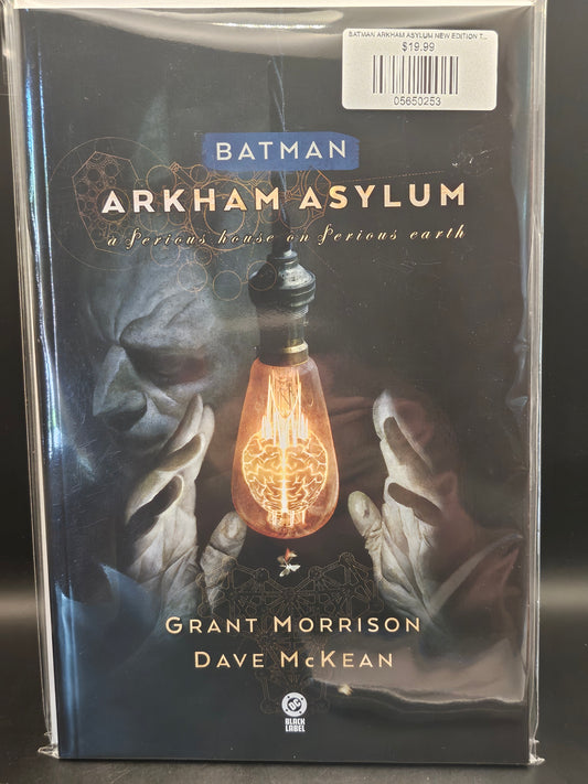 BATMAN ARKHAM ASYLUM NEW EDITION TP (MR)