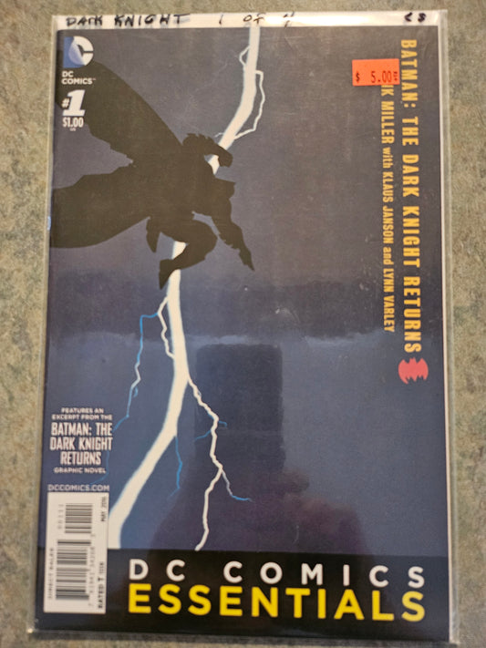 DC Essentials: Dark Knight Returns – DC Comics – (2016) – Volume 1 – One-Shot – #1