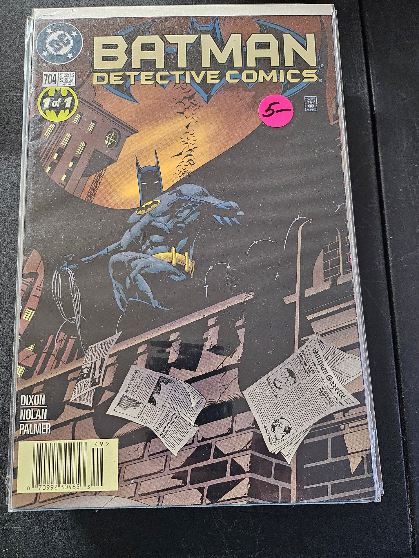 100.147 – #704 – Detective Comics 1937–2011 1–881