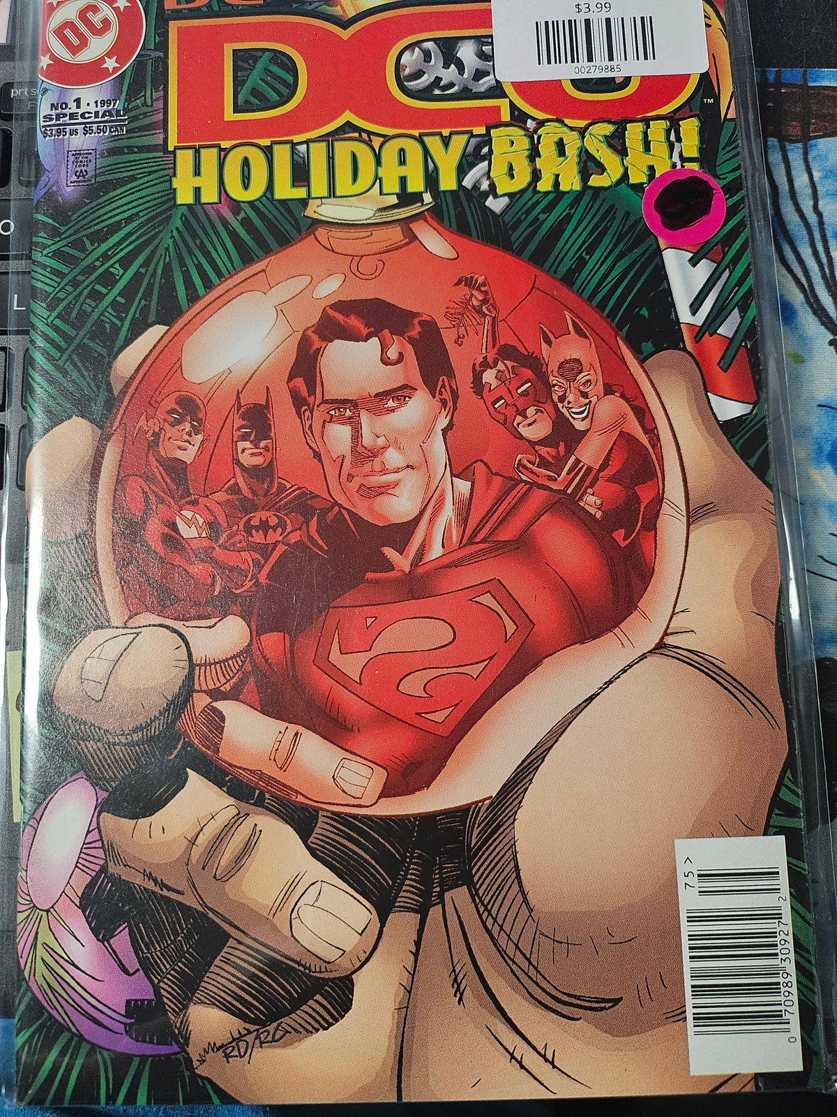 #1 DC Universe Holiday Bash (1997)