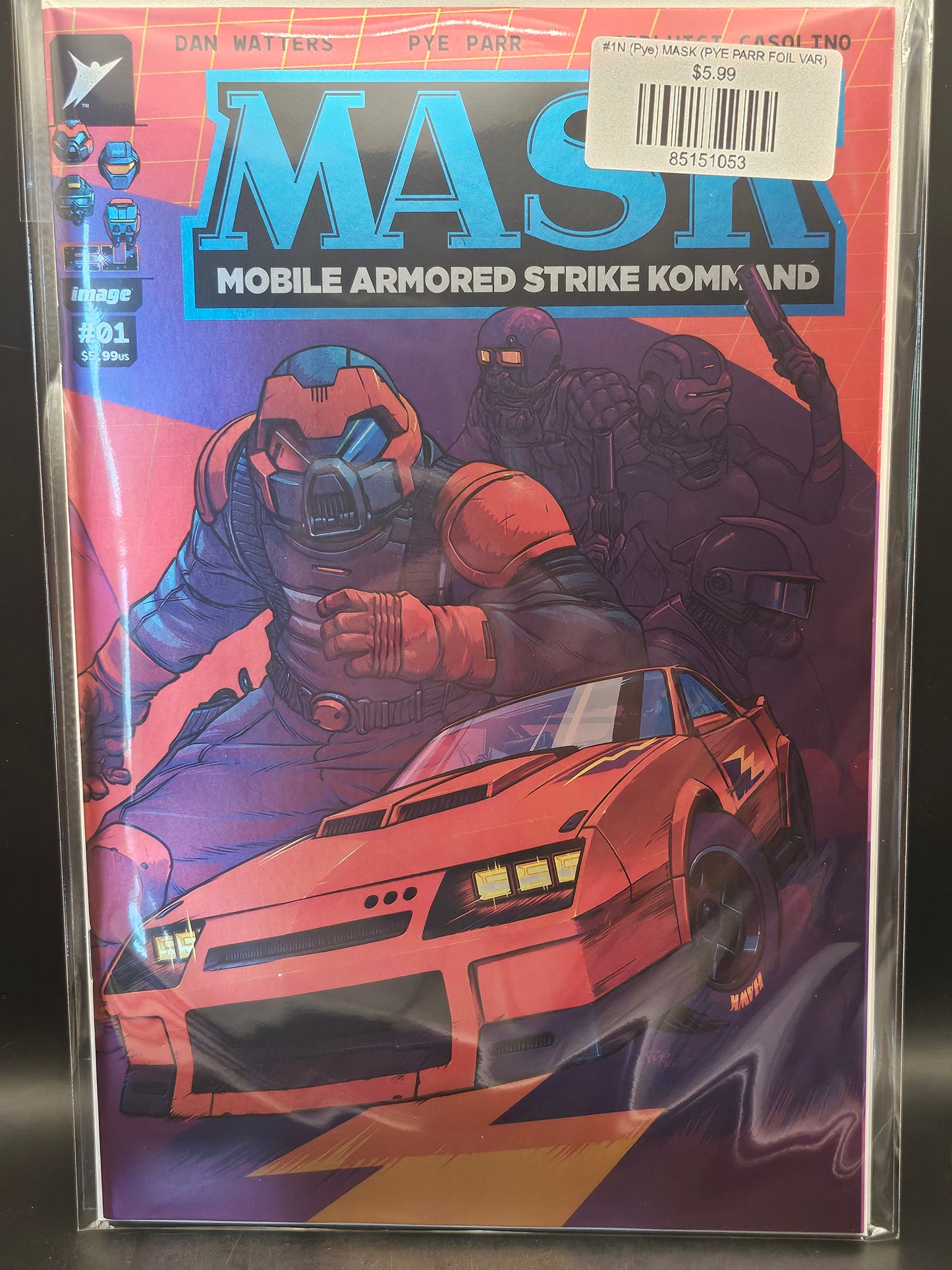 #1P (Pye) MASK (PYE PARR & LUKE PREECE & ANDRES JUAREZ DIE CUT FOIL MASK VAR)