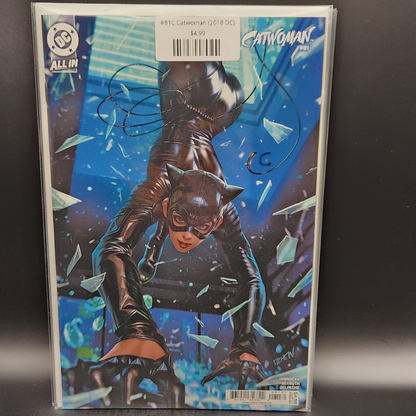 #81C Catwoman (2018 DC)