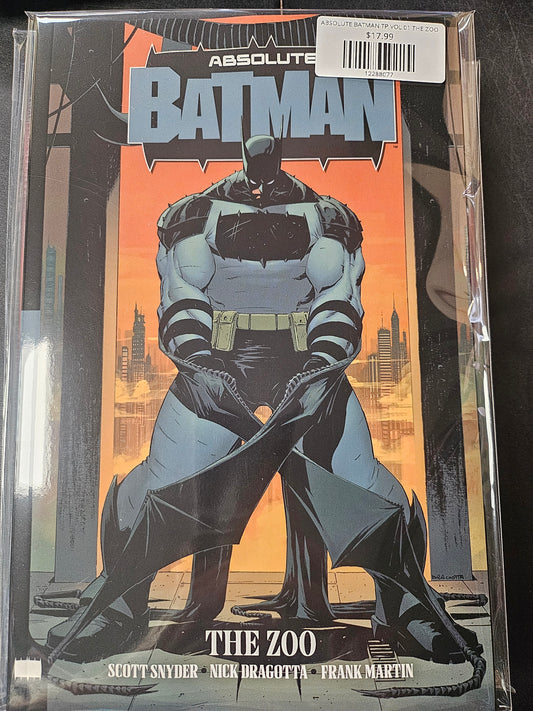 ABSOLUTE BATMAN TP VOL 01 THE ZOO