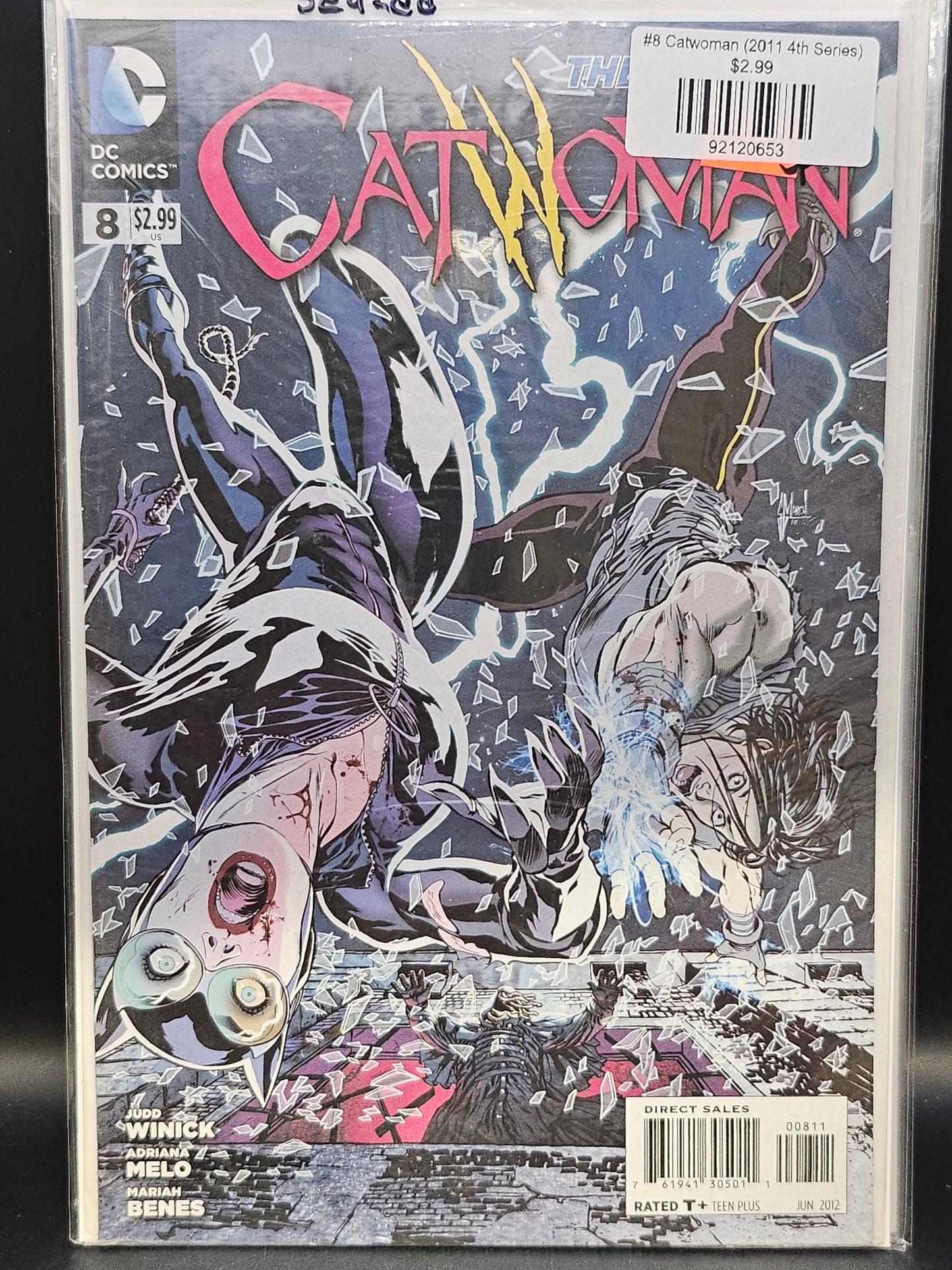 #8 Catwoman (2011 4th Series)