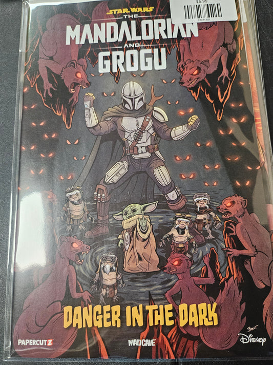 STAR WARS THE MANDALORIAN AND GROGU DANGER IN THE DARK (ONE-SHOT) CVR A BRENT SCHOONOVER