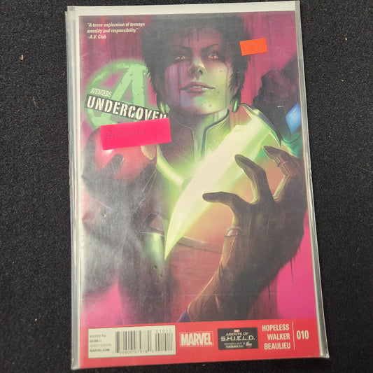 Avengers Undercover (V1 2014–14) #10