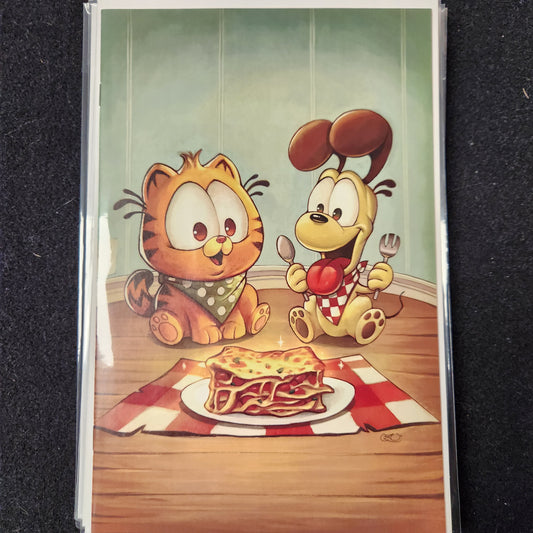 #2 Baby Garfield (B (Dressed, Zullo-Uminga) Variant)