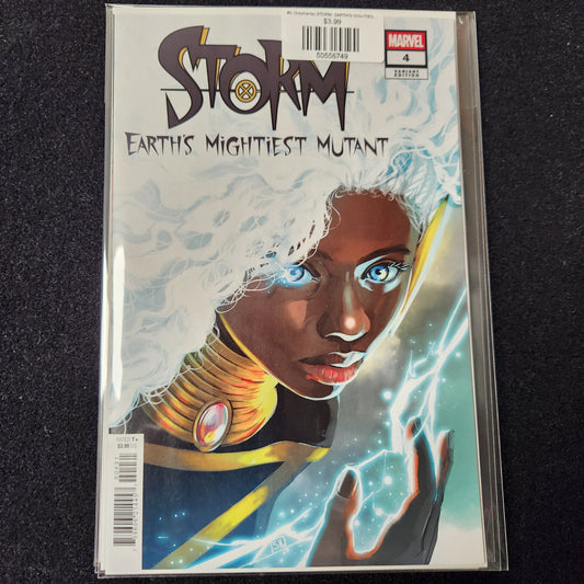 #4 (Stephanie) STORM: EARTH'S MIGHTIEST MUTANT (STEPHANIE HANS VARIANT)
