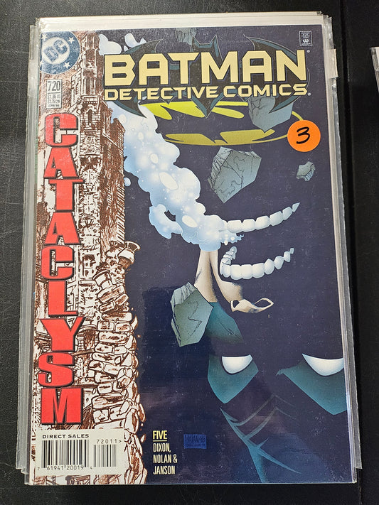 100.130 – #720 – Detective Comics 1937–2011 1–881