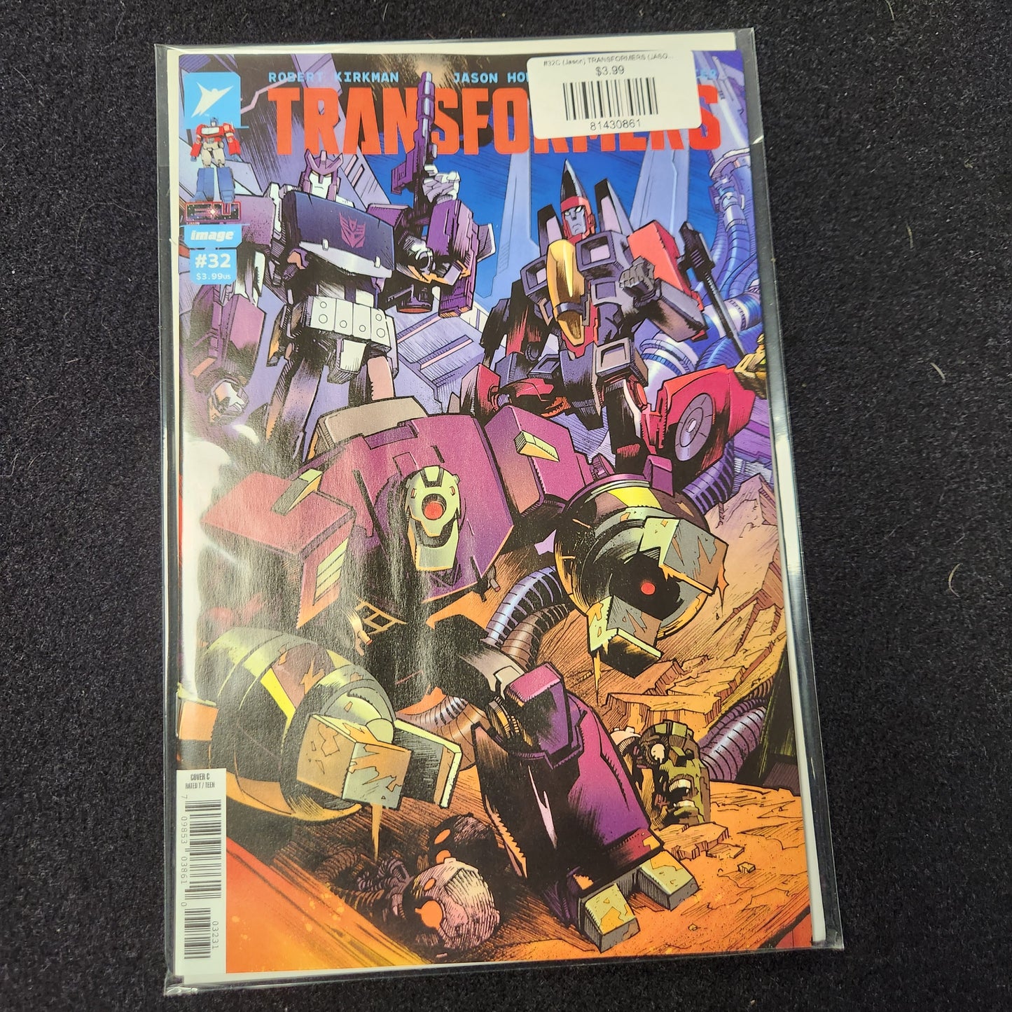 #32C (Jason) TRANSFORMERS (JASON HOWARD & ANNALISA LEONI VAR)