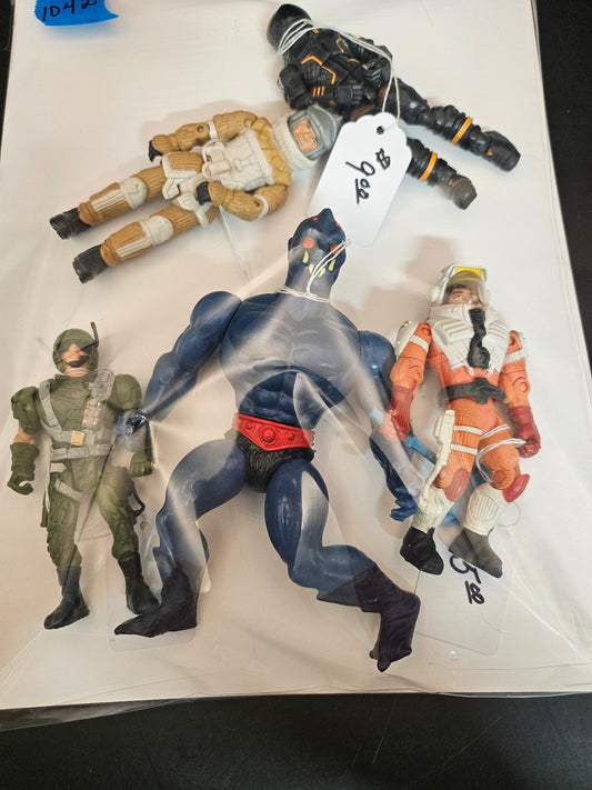 4 4" & 1 6" action faction Webster Jazwares Weyland Commando scientist space marine
